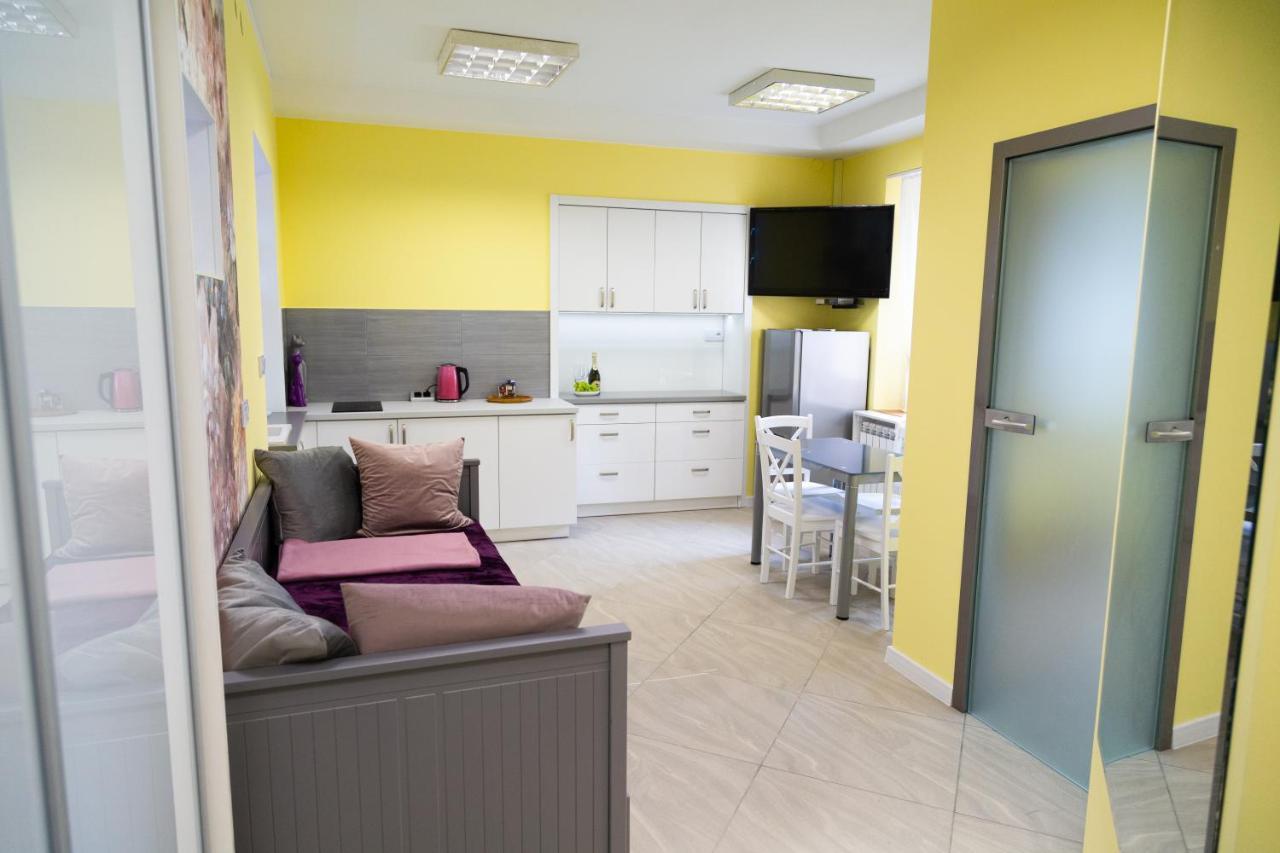 Apartament Przy Rynku Ostrowiec Swietokrzyski Exterior photo
