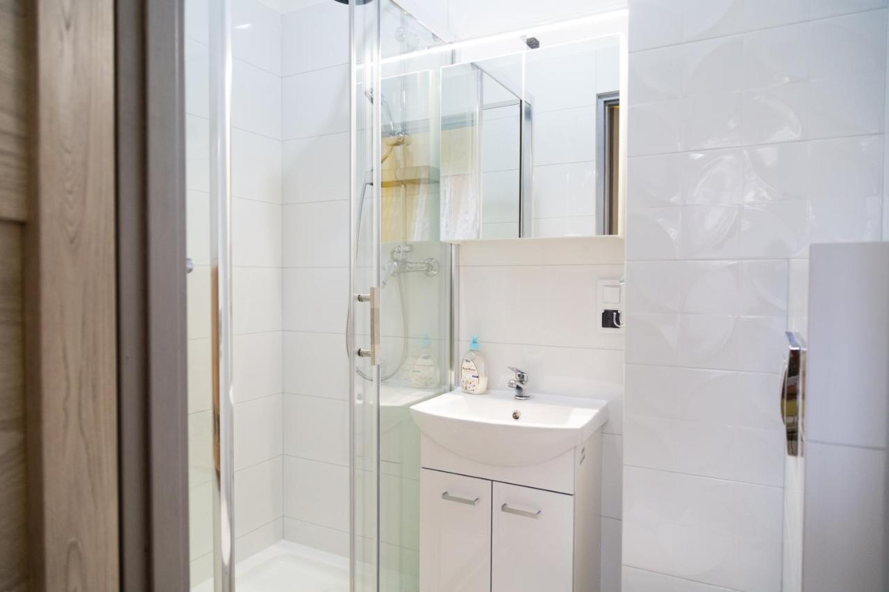 Apartament Przy Rynku Ostrowiec Swietokrzyski Exterior photo