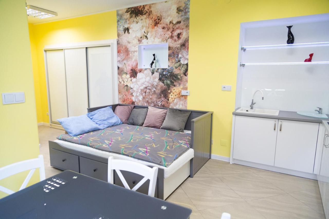 Apartament Przy Rynku Ostrowiec Swietokrzyski Exterior photo