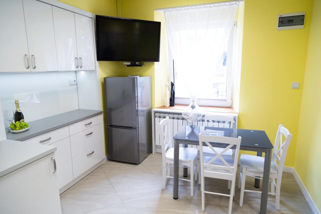 Apartament Przy Rynku Ostrowiec Swietokrzyski Exterior photo